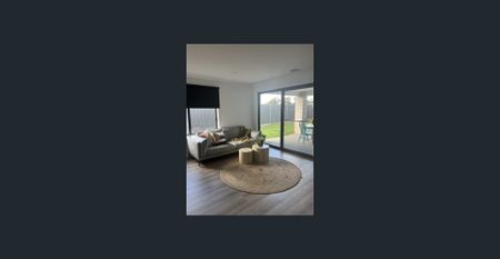 Four Bedroom Fully Furnished Home - Photo 3