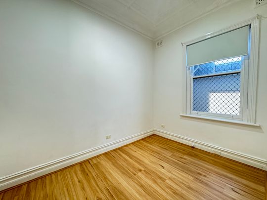 8 Middle Street, Kingsford NSW 2032 - House For Rent | Domain - Photo 1