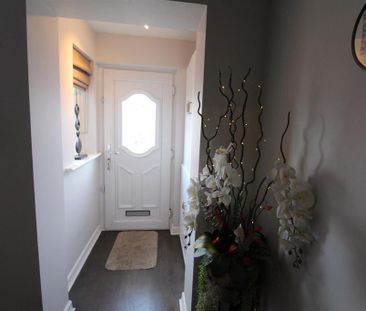 2 bedroom terraced house to rent - Photo 3