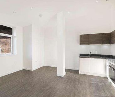 Knoll Road, Surrey, GU15 - Photo 3