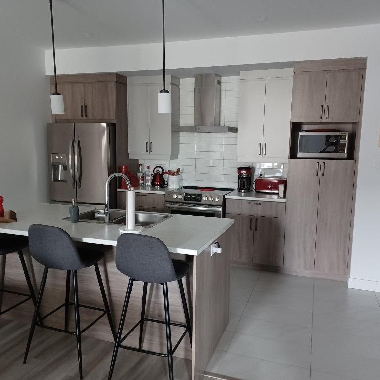 Beau et grand 4 1/2 immeuble 55 ans et + - Photo 1