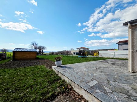 Location Maison 4 pièces 78m² BRIOUDE 43100 - Photo 5