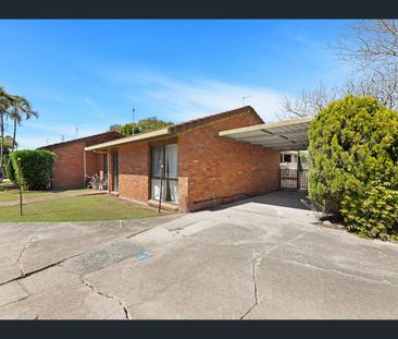 4/42-44 Pulgul Street, Urangan, Qld 4655 - Photo 1