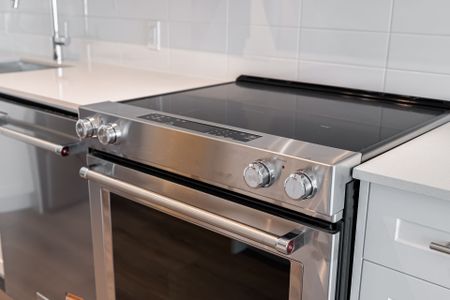 For Lease - 27 Korda Gate Unit# 215, Vaughan, Ontario - Photo 4