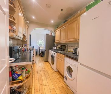 Brentmead Gardens, Park Royal, London, NW10 7DS - Photo 1