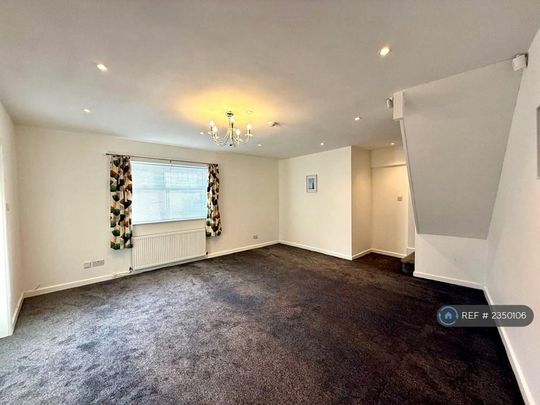 2 bedroom semi-detached house to rent - Photo 1