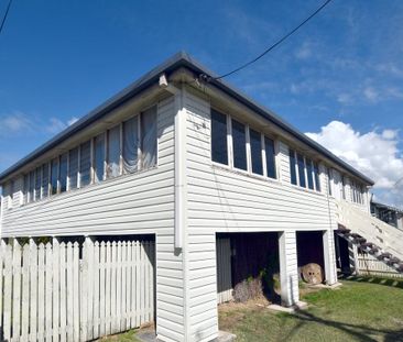 NEAT AND WELL PRESENTED 3 BEDROOM QUEENSLANDER - Photo 3