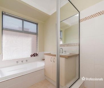 3/5 Kea Court, Ellenbrook WA 6069 - Photo 4