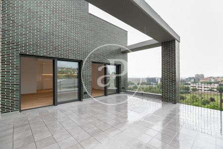 Penthouse for rent in Finestrelles (Esplugues de Llobregat) - Photo 3