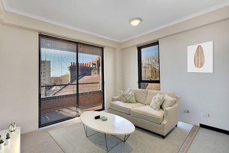 31/67 Macleay Street, Potts Point NSW 2011 - Apartment For Rent | Domain - Photo 2