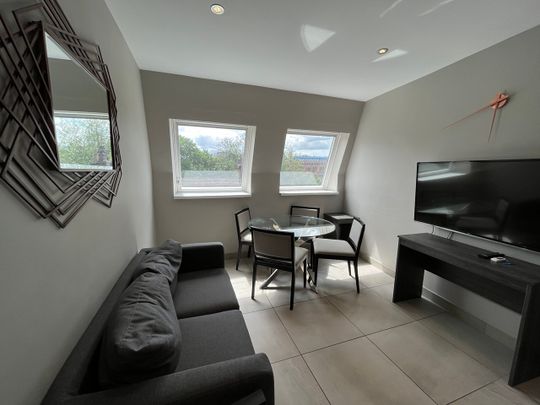 2 Bed Flat, Mansio Residence, LS1 - Photo 1