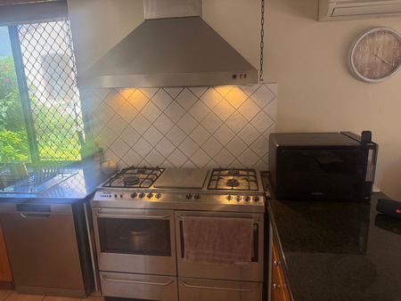 South Perth - Photo 3