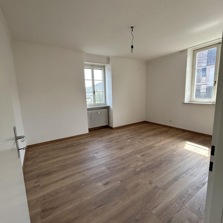 schöne 4.5 ZWG im 2.OG - Photo 1