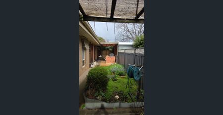 3bedroom Solid brick homette - Photo 4