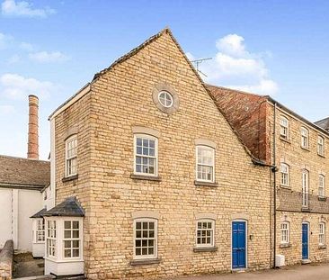 All Saints Mews, Stamford, PE9 - Photo 1