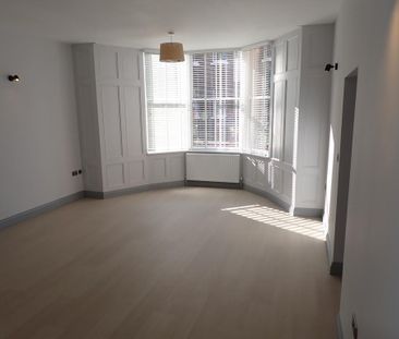 3 bedroom apartment to rent - Photo 1