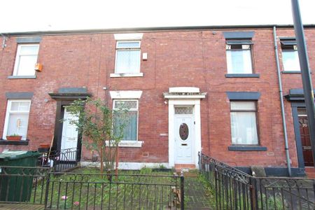 4 bedroom terraced house to rent - Photo 4
