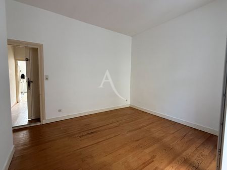 Location appartement 3 pièces, 61.00m², Cognac - Photo 2