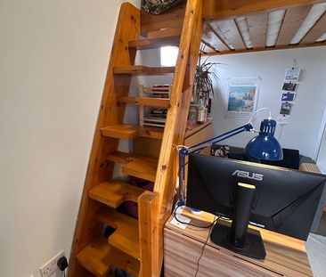 Studio Flat, Burroughs Parade, NW4 - Photo 5