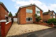 3 Bedroom - Photo 3