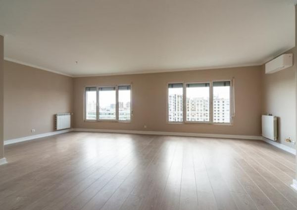 Apartamento T4 em Lisboa