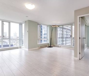 Modern 2 Bed 2 Bath Condo in the Heart of Vancouver Downtown - Photo 1