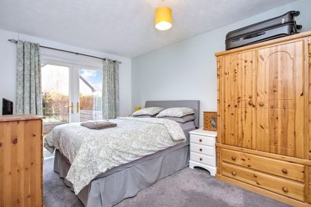 3 bedroom bungalow to rent - Photo 3