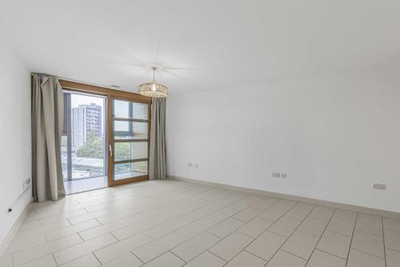 Lombard Road, Battersea, SW11, London - Photo 5