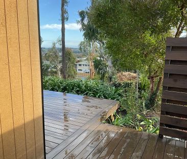 New 1BR Home in Abbotsford with deck & free wifi - Photo 1