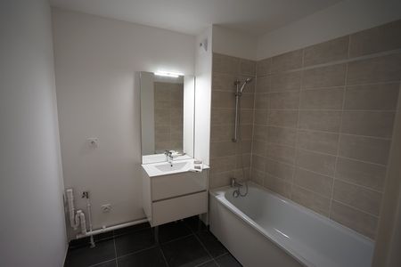 WASQUEHAL - APPARTEMENT - T3 - Photo 4