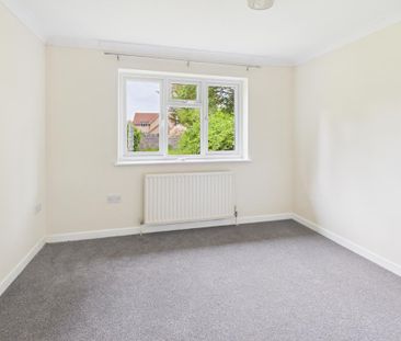 3 bedroom detached bungalow to rent - Photo 6