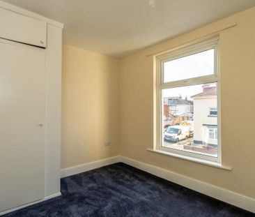 1 bedroom property to rent - Photo 5
