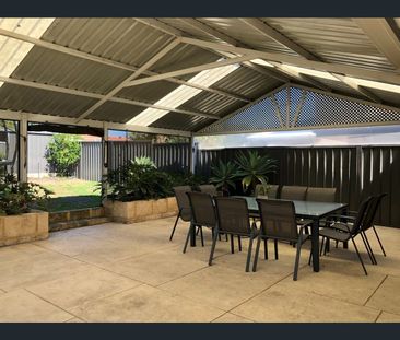 37 Ochiltree Way, Kardinya, WA 6163 - Photo 4