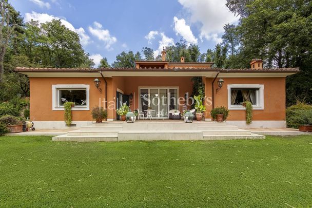 Villa con piscina e parco privato all’Olgiata - Photo 1