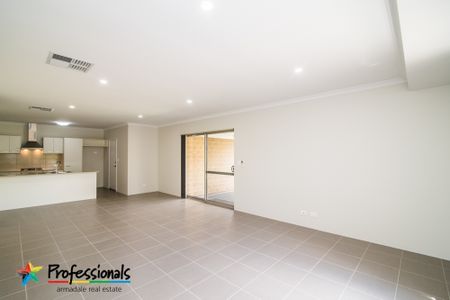 135a Seventh Road, Armadale WA 6112 - Photo 4