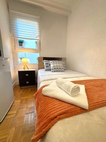 Avenida de Fuenlabrada, Leganés, Community of Madrid 28912 - Photo 2