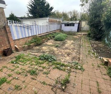 3 Bedroom House To Let - Photo 4