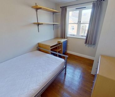 6 bedroom house to rent - Photo 4