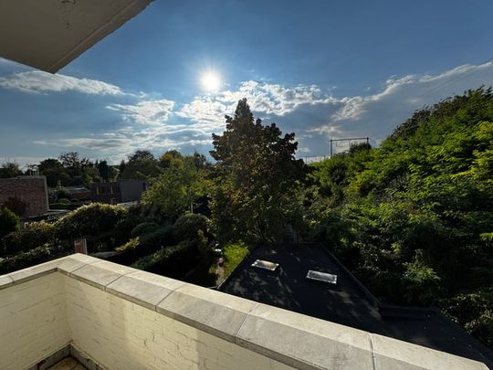 Appartement te huur - Photo 1