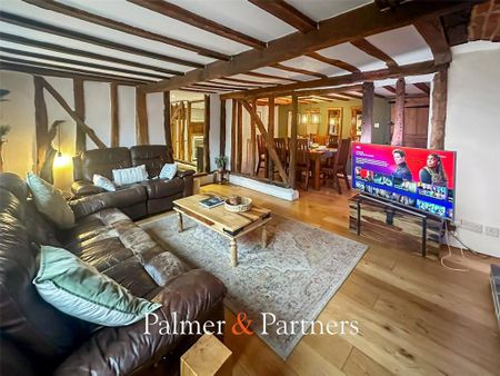 3 bedroom semi-detached house to rent - Photo 4