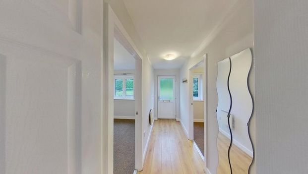 2 bedroom flat to rent - Photo 1