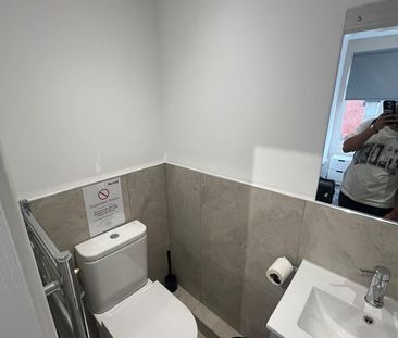 Room in a Shared House, Hartley Grove, LS6 - Photo 6