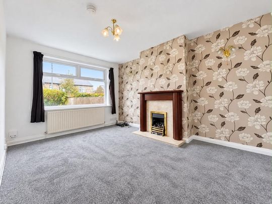 3 bedroom semi-detached house to rent - Photo 1