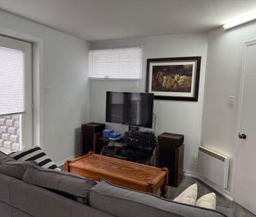 Magique 3 1/2 À Côté Parc Michel Chartrand - Photo 1