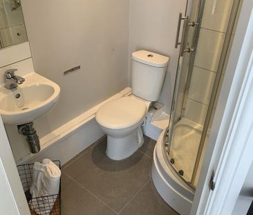 5 bedroom house of multiple occupation to rent - Photo 6