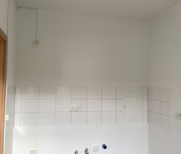 3 Zimmer Wohnung mit Balkon unweit vom Kulkwitzer See! - Photo 4