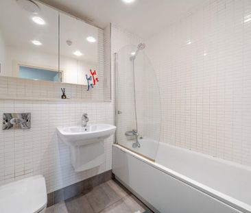 2 bedroom property to rent - Photo 6