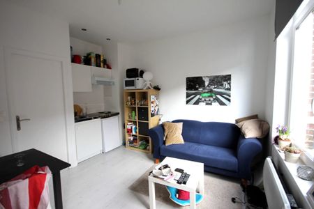 T2 de 24.67 m² rue de Crimée – Port de Lille réf 5407 - Photo 4