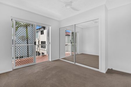 5/29 Seagull Avenue, Mermaid Beach QLD 4218 - Apartment For Rent | Domain - Photo 5