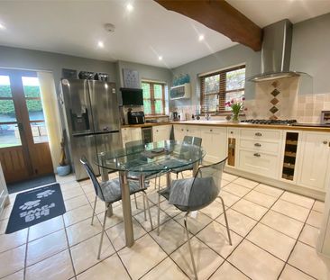 4 bedroom detached house to rent - Photo 6